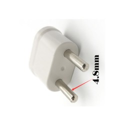 Adapter connector from 220v American to European